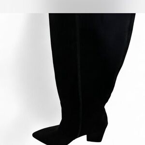 Brand 🆕 in original packaging Elegant Black Over the Knee 👢 boots